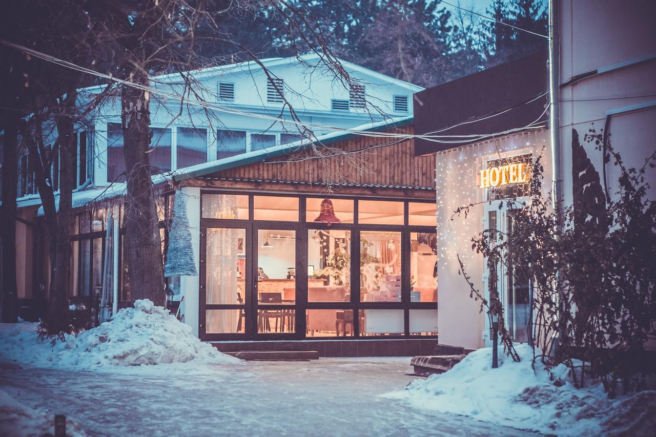 Vila Bomond Hotel Edinet Kültér fotó