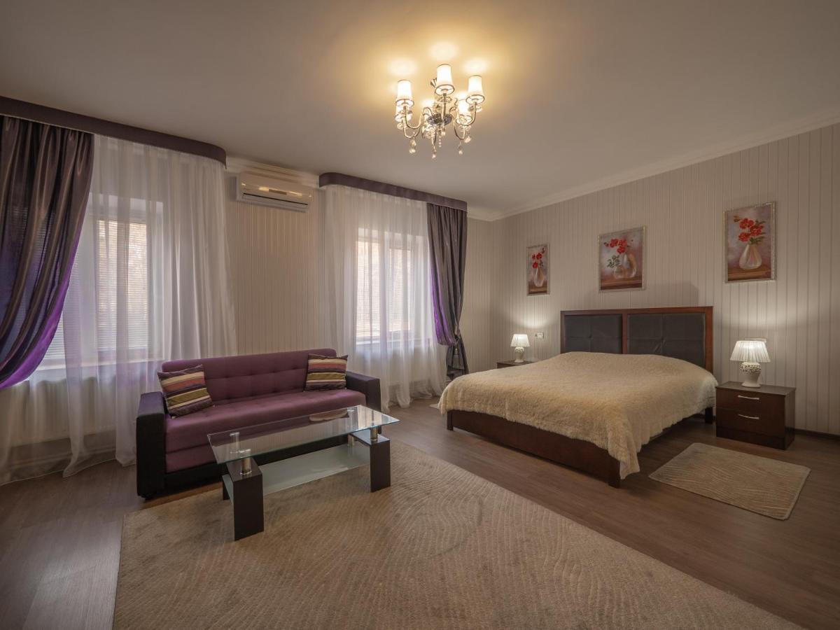 Vila Bomond Hotel Edinet Kültér fotó