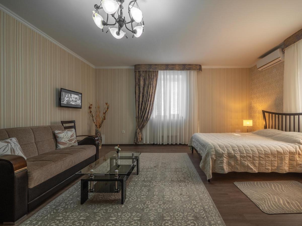 Vila Bomond Hotel Edinet Kültér fotó