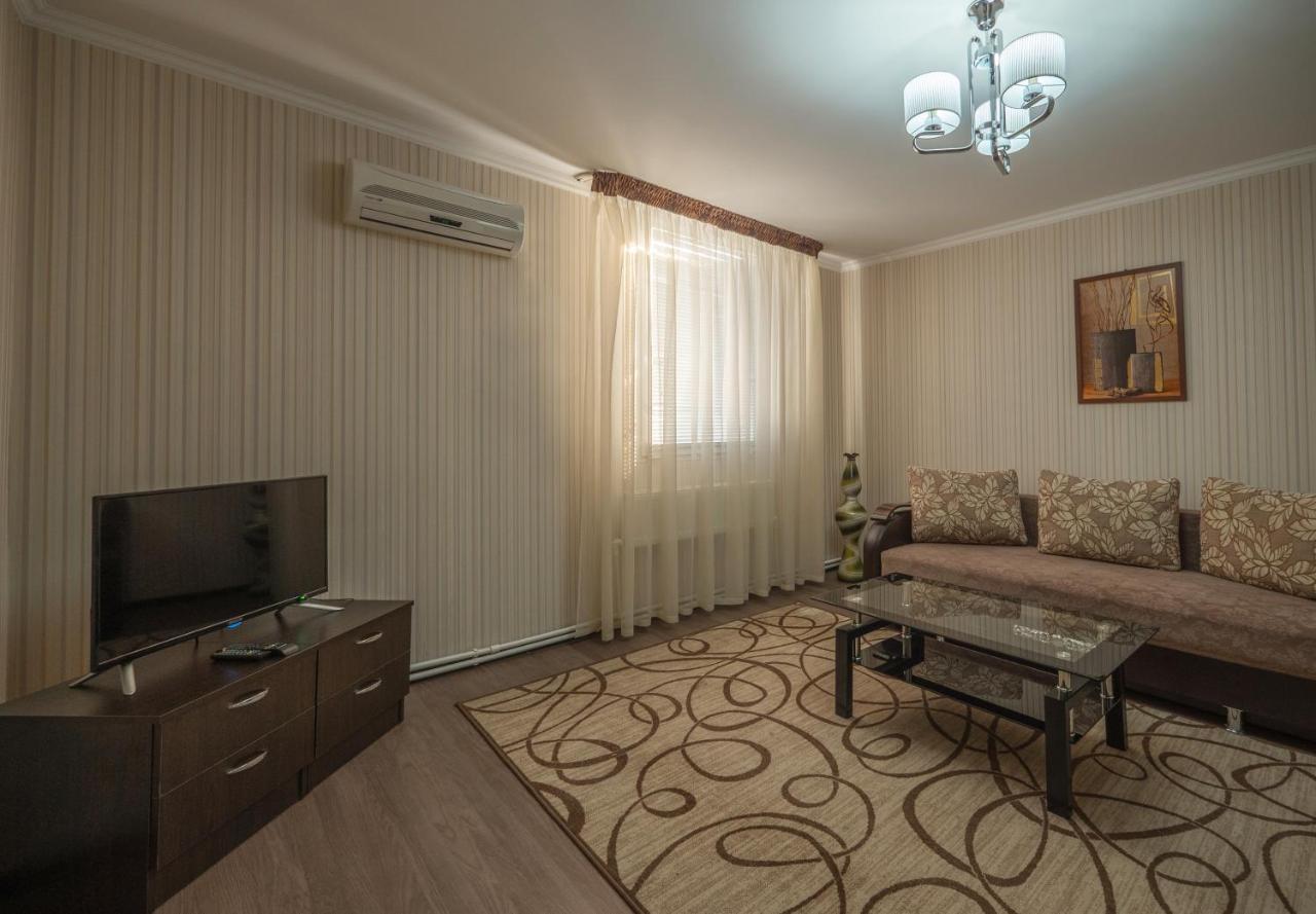 Vila Bomond Hotel Edinet Kültér fotó