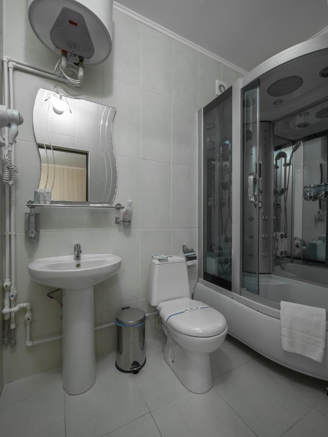 Vila Bomond Hotel Edinet Kültér fotó